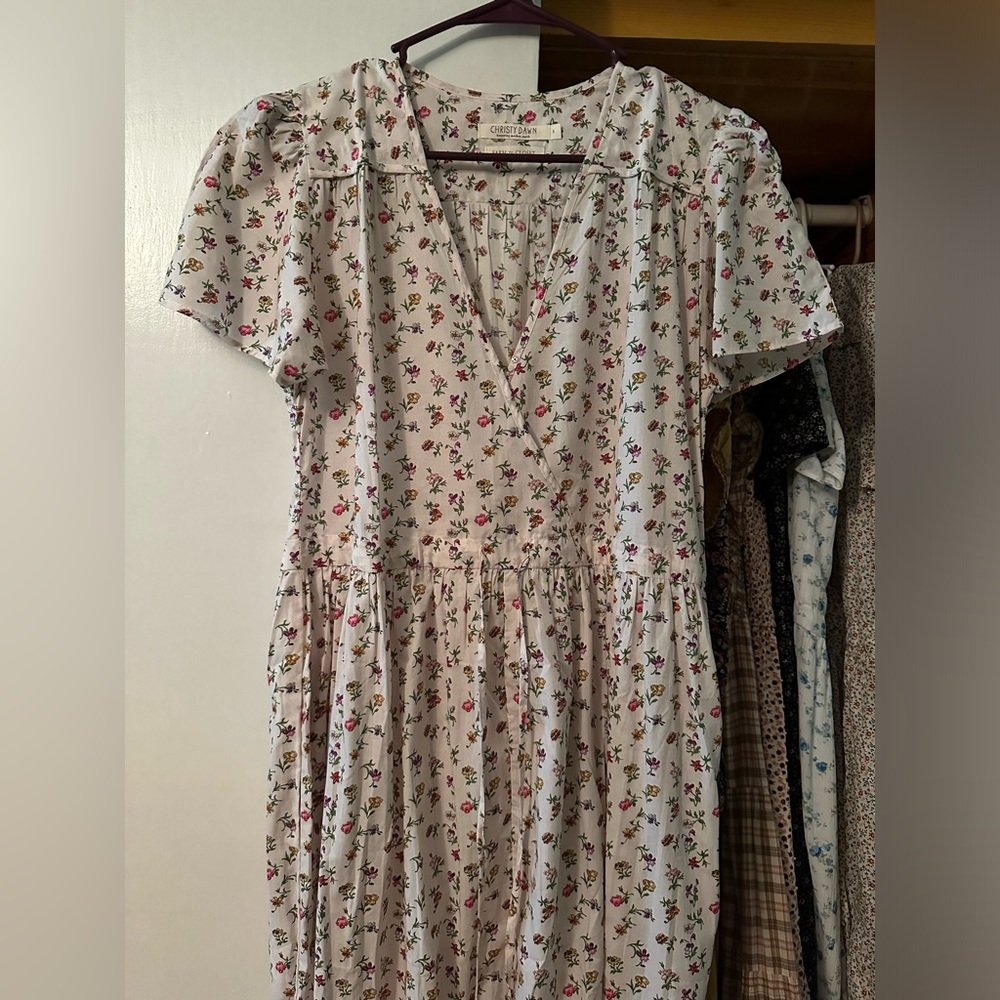 NWOT Dawn Dress Cream Garden
